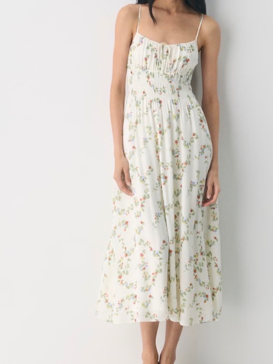 Aritzia Dresses & Skirts - Size Small- Aritzia Wifred Typescript Dress white floral